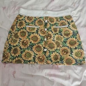 Sunflower Print Mini Skirt with White Trim